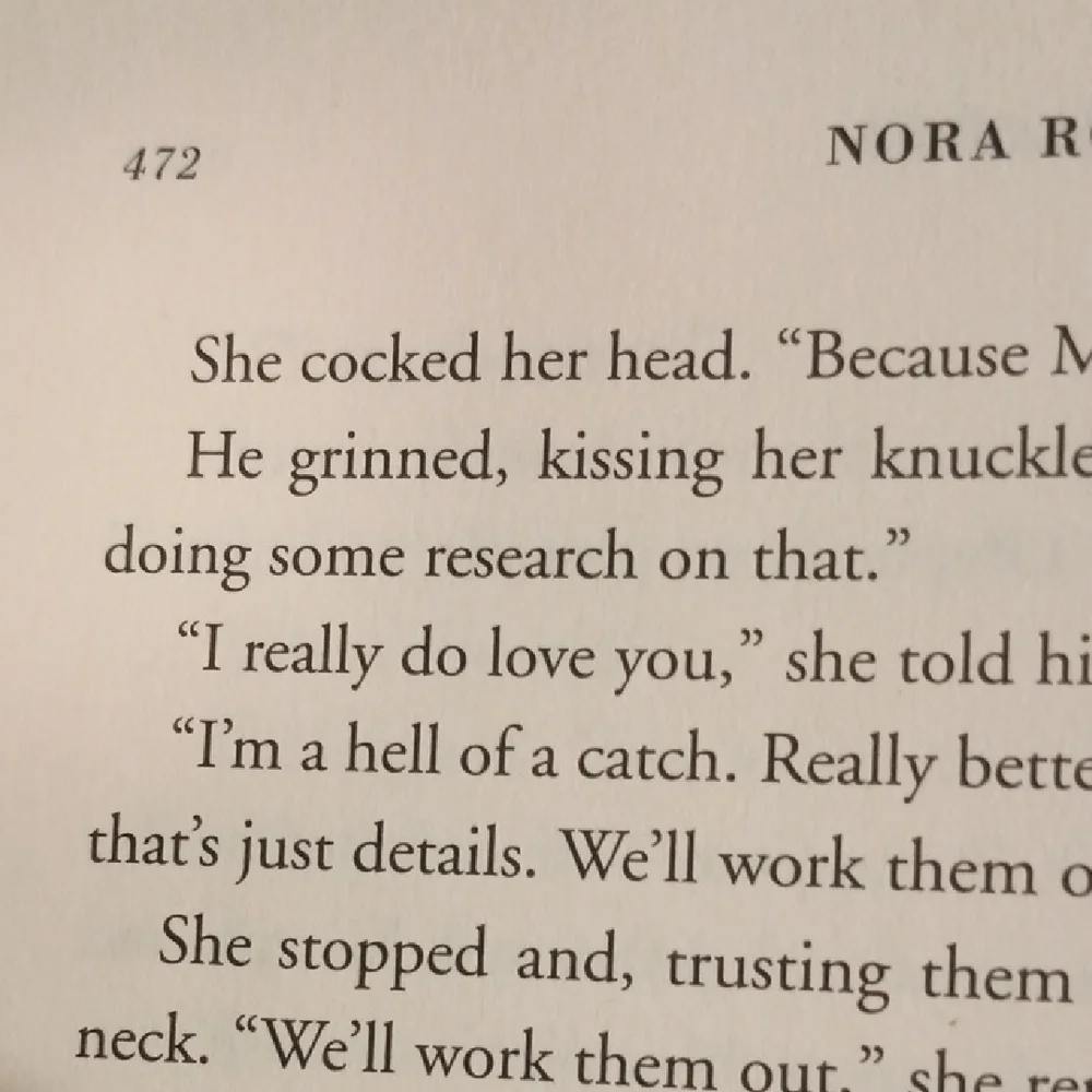 'Chasing Fire' by Nora Roberts, 472 pages - Picture 8 of 9